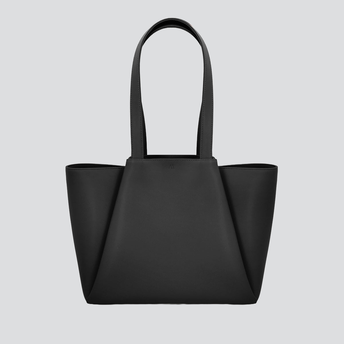 The Midi Pyramid tote bag for women – KAAI