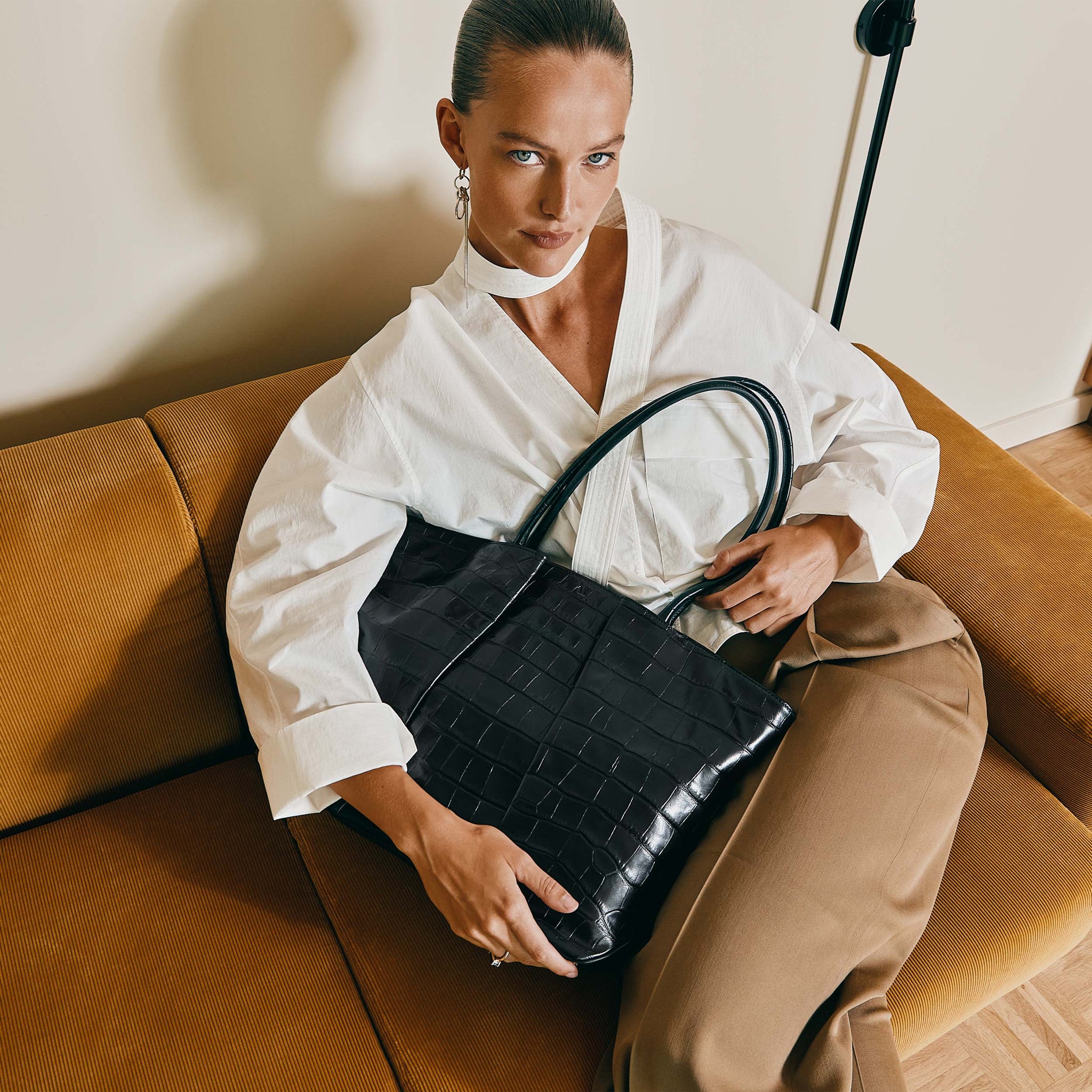 Horizon tote bag soft croco black – KAAI