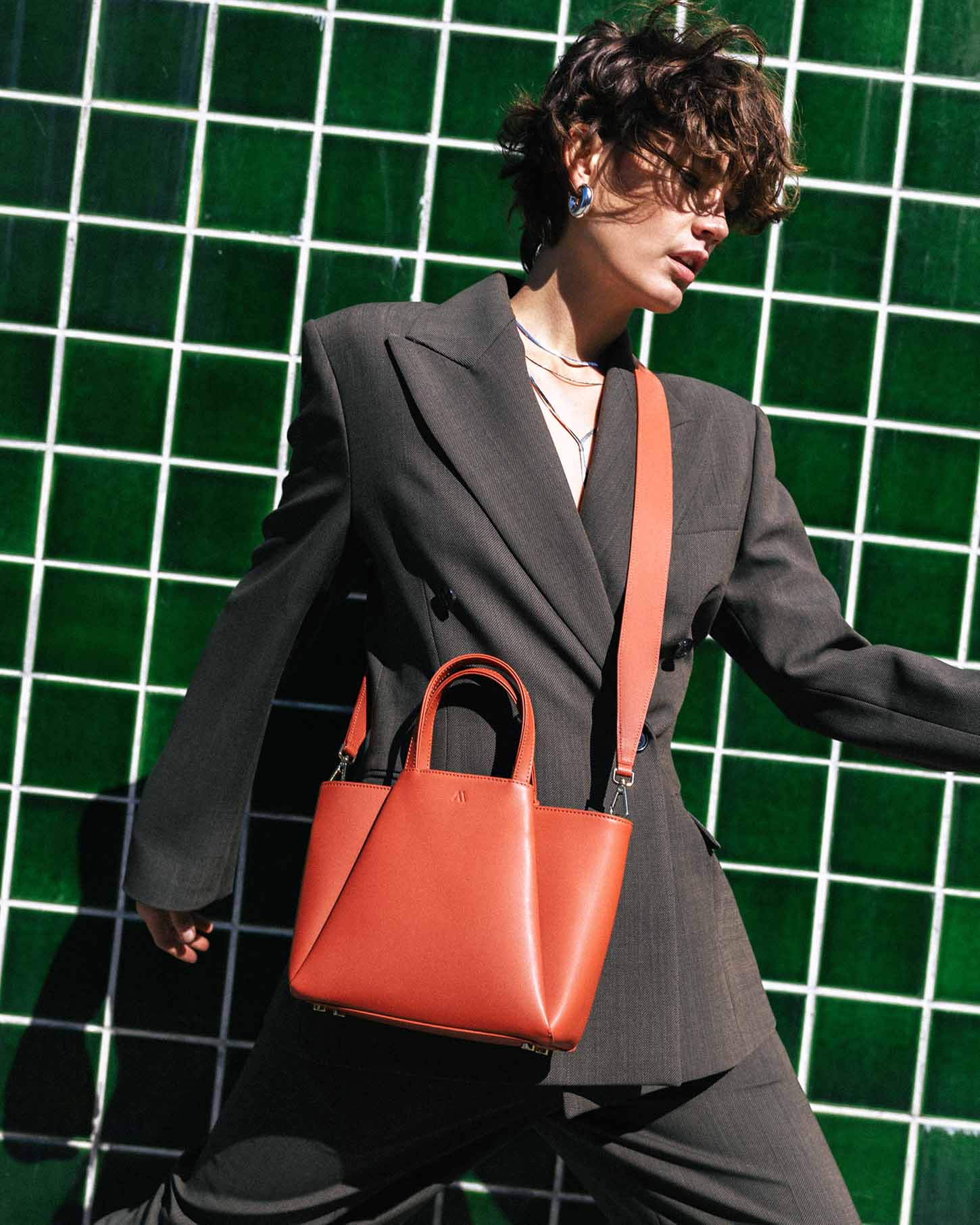 The Mini Pyramid crossbody evening bag – KAAI