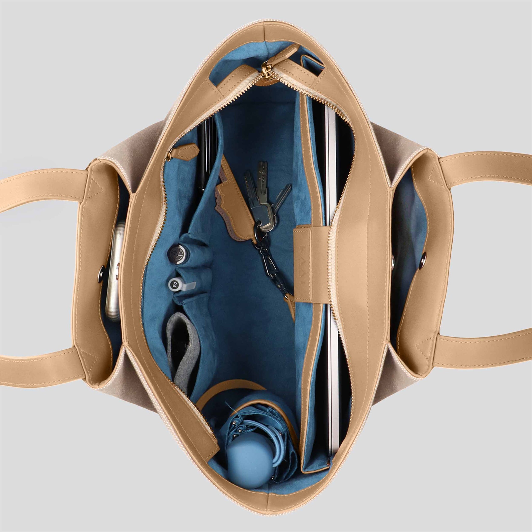 The Midi Pyramid tote bag for women – KAAI