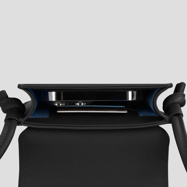 Arch Smartphone Pouch - black