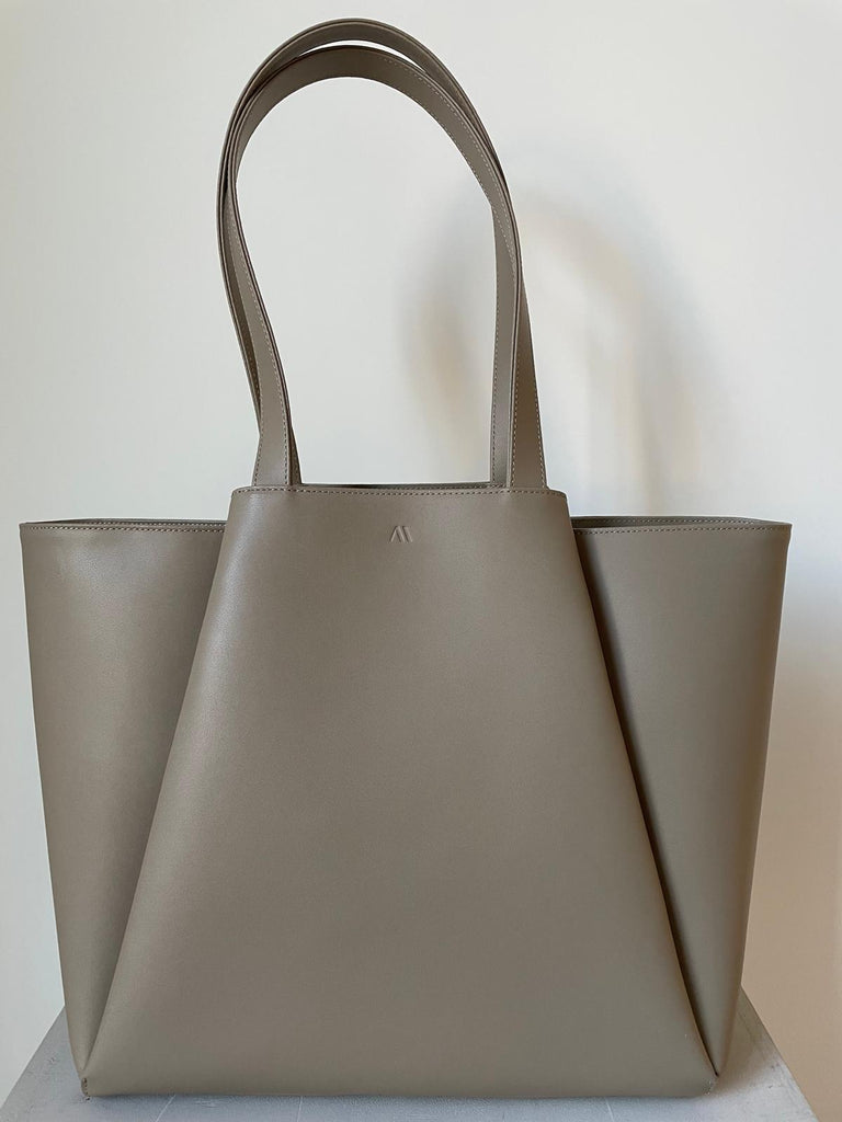 Pyramid - summer taupe - Showroom – KAAI