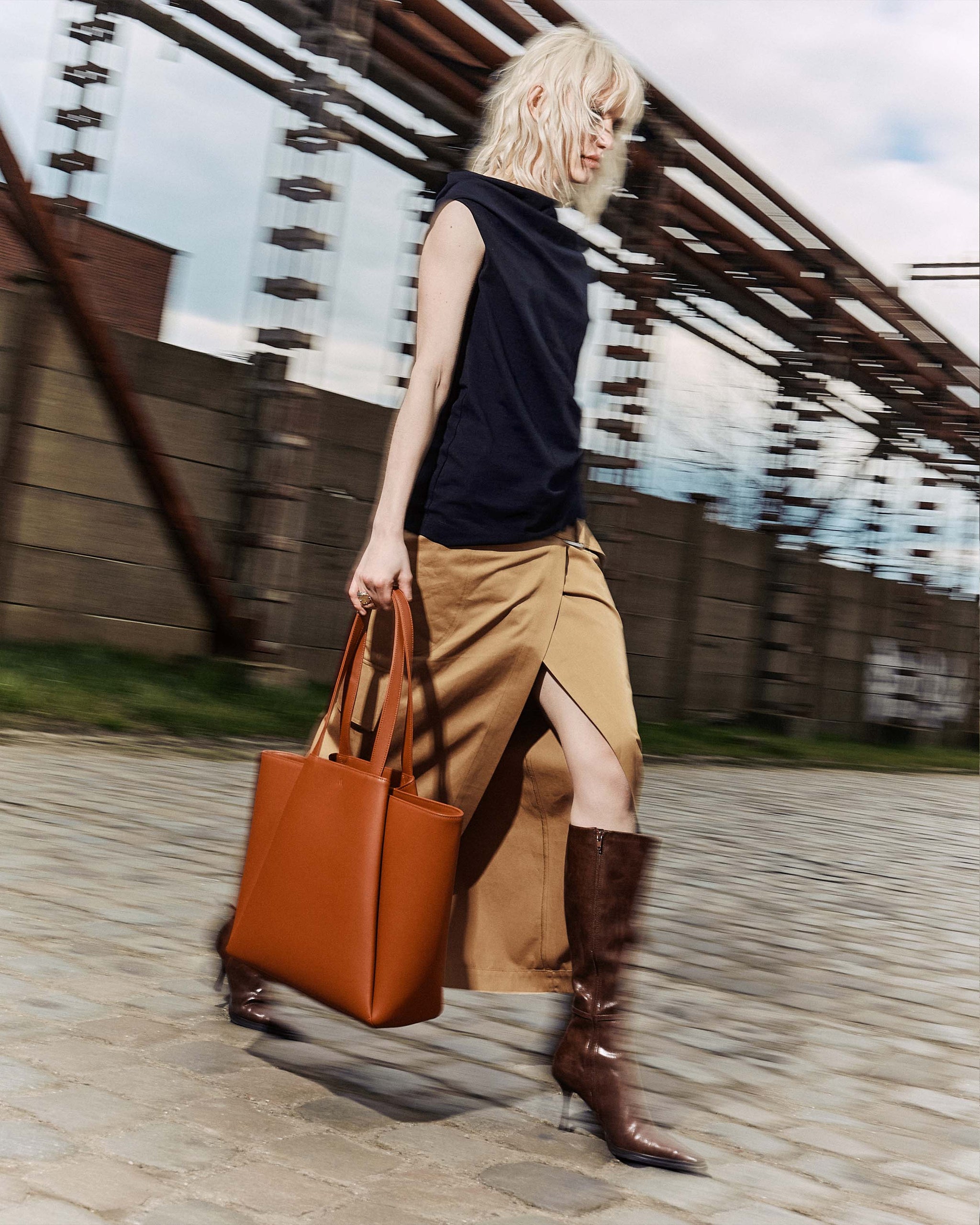 The New Pyramid leather weekendbag – KAAI