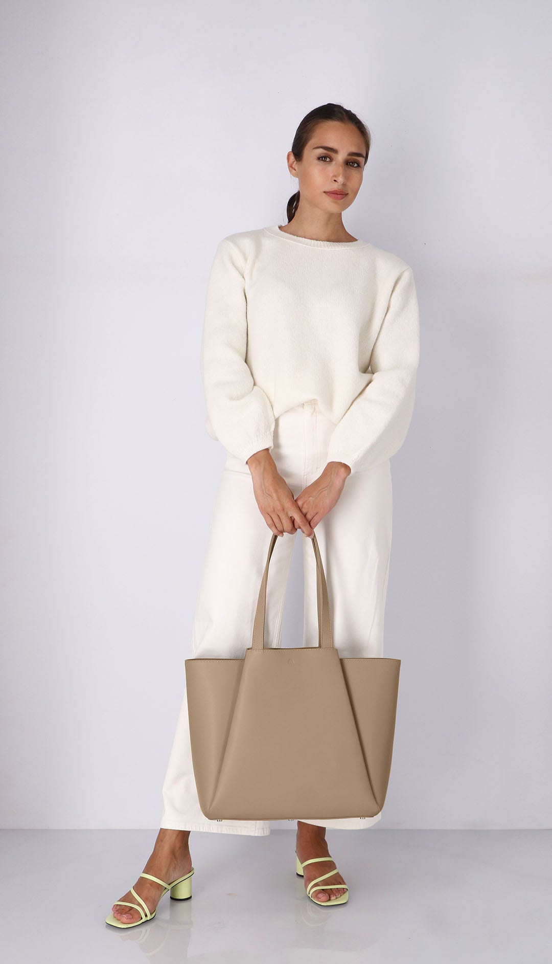 Pyramid - summer taupe – KAAI