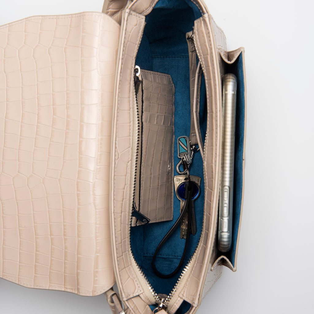 practical organized crossbody bag
